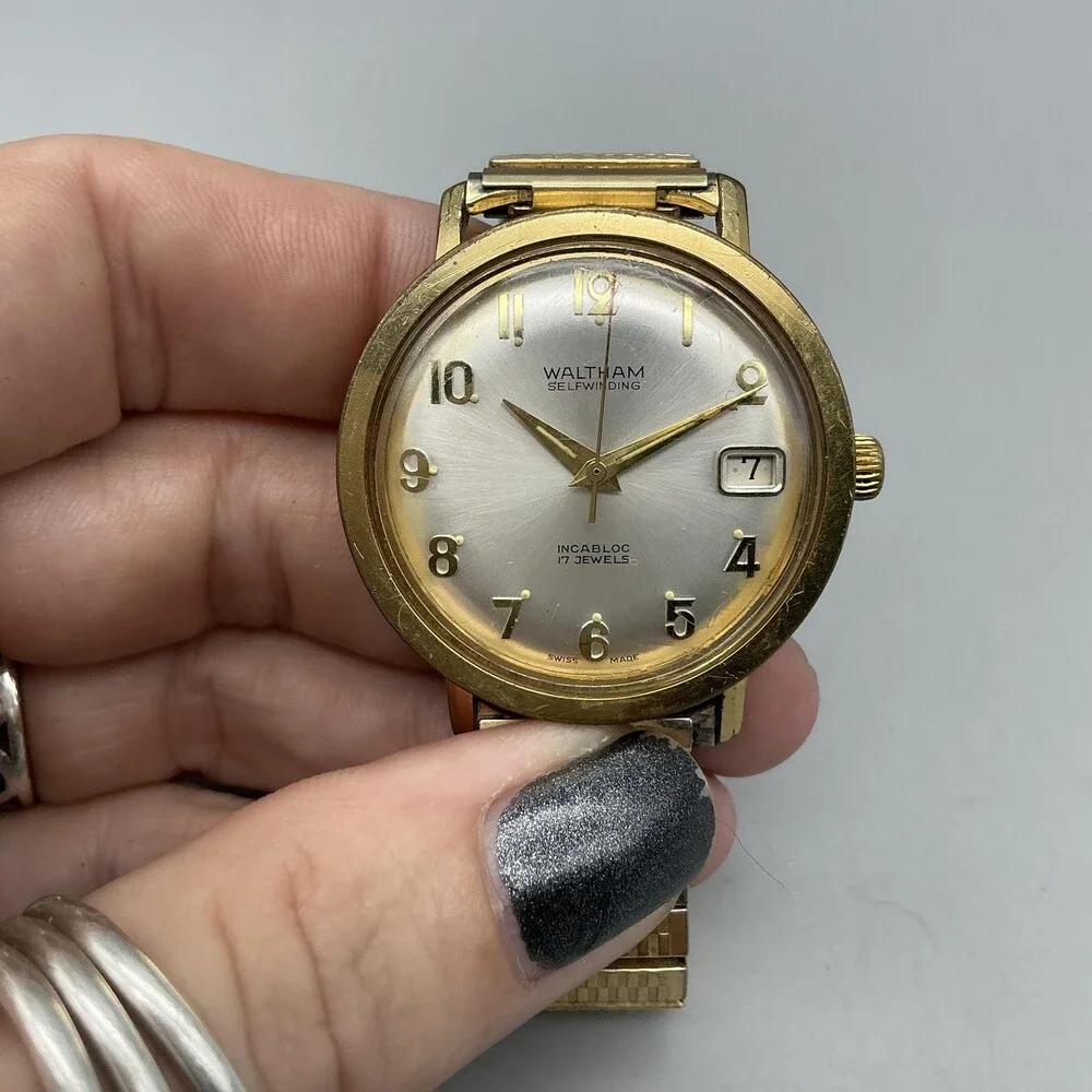 Vintage Waltham Mens Watch 36mm Gold Tone Automatic Date NON WORKING For Parts